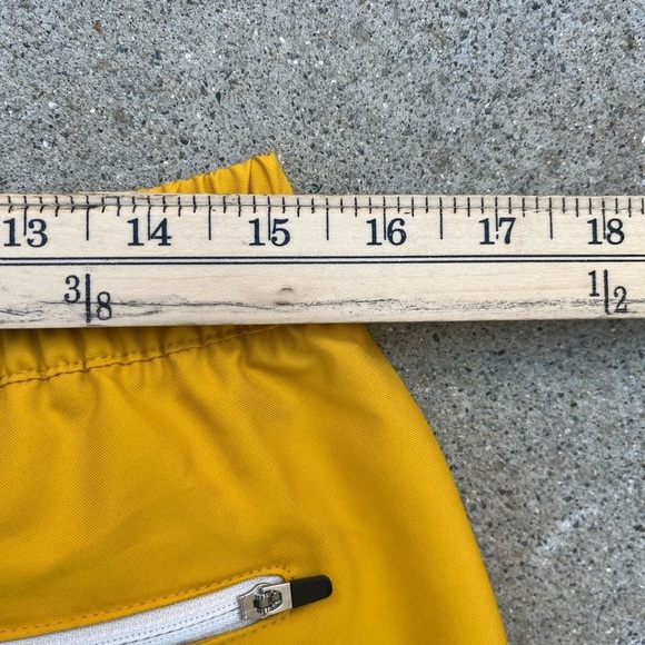 Men's Outerknown Shorts Yellow Swim Trunks NO SIZE Pockets Surf Beach Outdoor - Picture 11 of 15